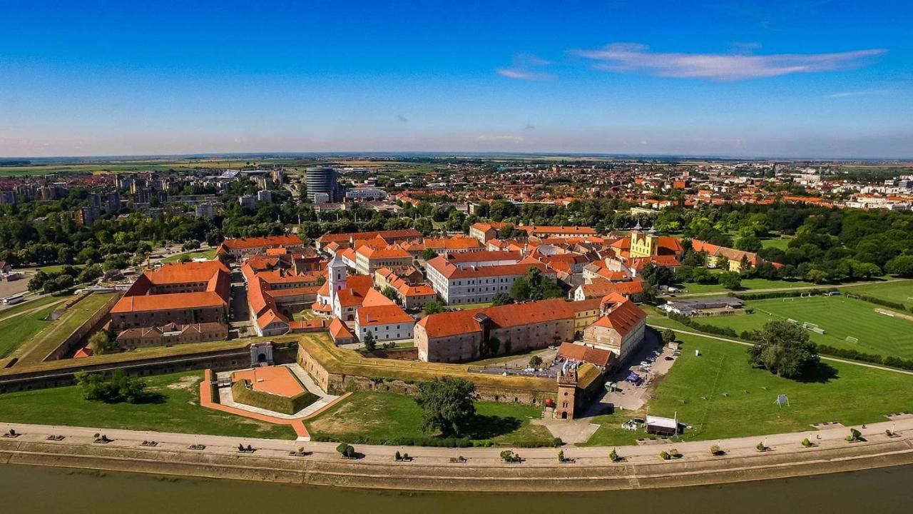 Rooms Ana Osijek Exterior foto